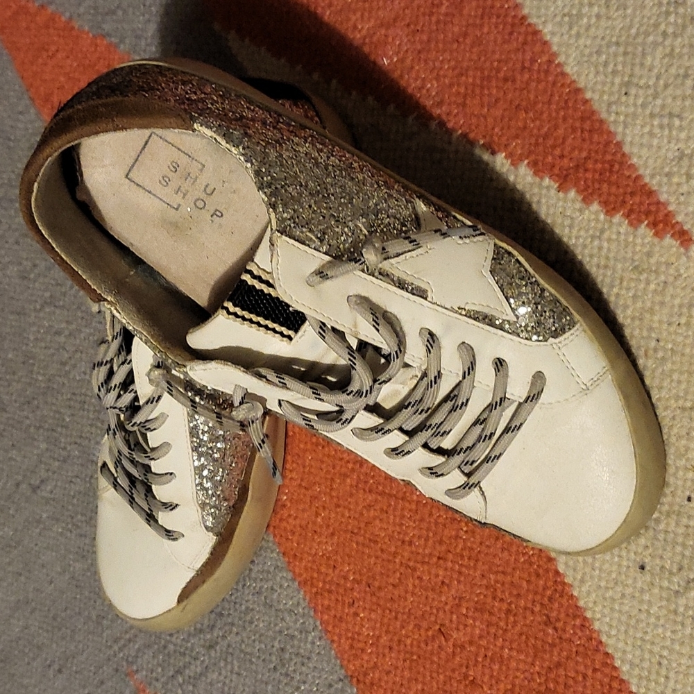 Golden goose look alike sneakers size 9